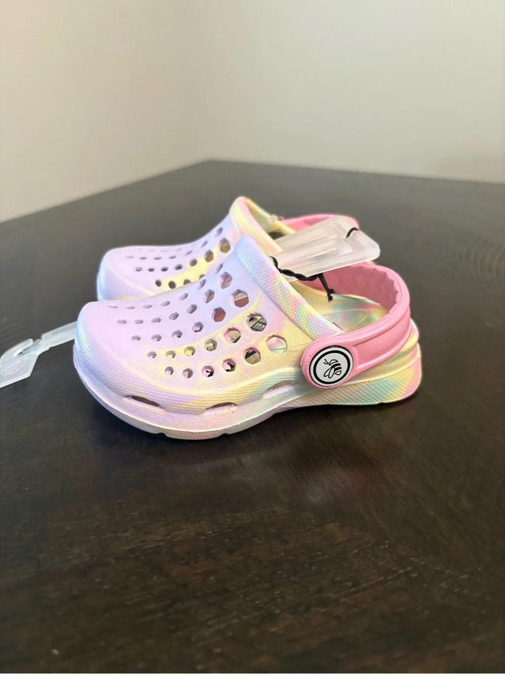 Joybees Girls Active Clog Little Kids Size 4/5 Children’s Marbled Pastel NWT
